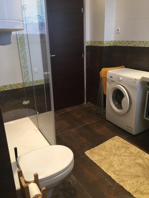 Apartment Maximilian Братислава Екстериор снимка