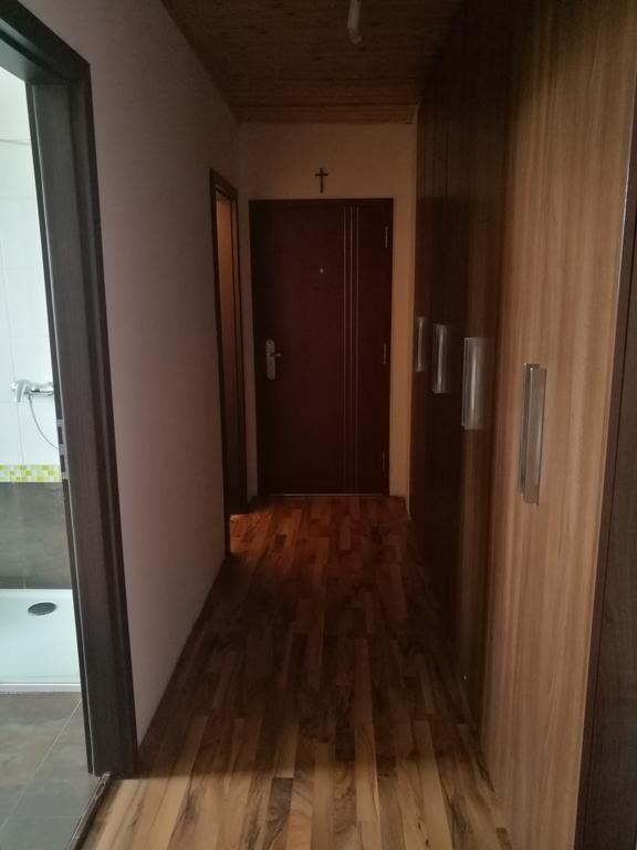 Apartment Maximilian Братислава Екстериор снимка