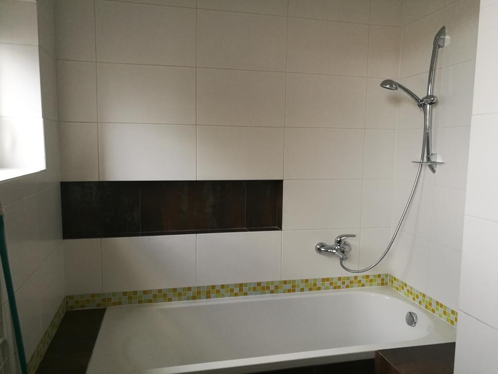 Apartment Maximilian Братислава Екстериор снимка